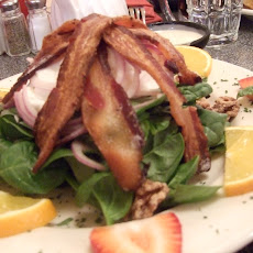 Spinach, Bacon, and Goat Cheese Salad with Pecans