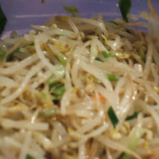 Seasoned Mung Bean Sprouts--Sukju Namul Muchim