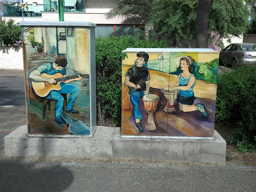 Street Musicians Paintings