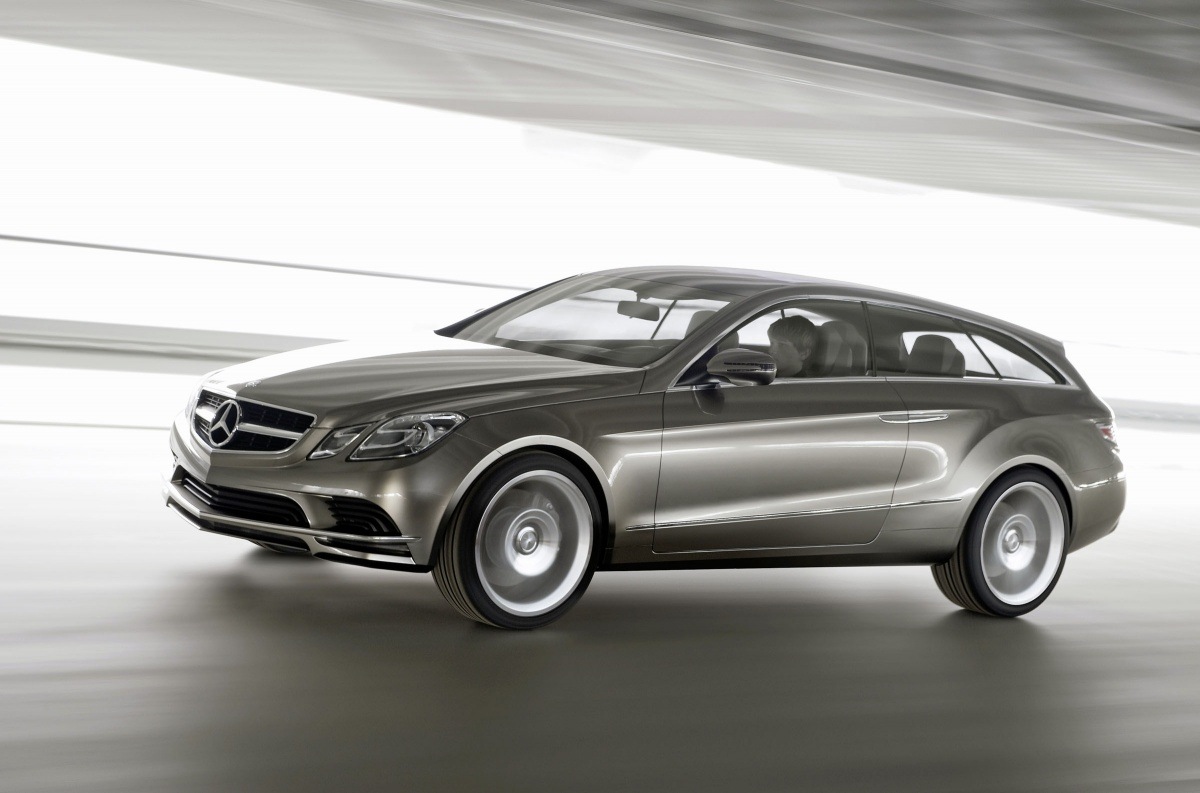 [mercedes_fascination_1009_6[3].jpg]