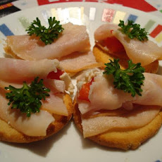 Cheesy Herb and Turkey Bites