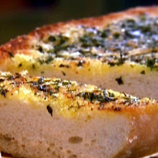 Vegan Pull-Apart Garlic Bread