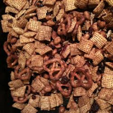 Cranberry Peanut Snack Mix