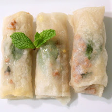 Spring Rolls with Mint, Pork and Green Apple with Spicy Vinegar-Mint Syrup