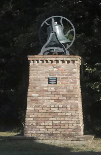 Bronze Plantation Bell