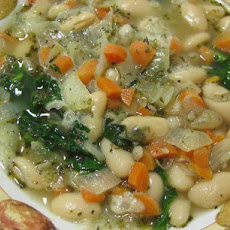 Quick & Easy Tuscan Bean Soup