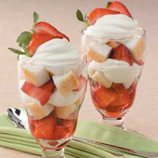 Strawberry Cheesecake Parfaits Recipe