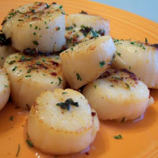 Coquilles St Jacques a La Provencale - Scallops With Garlic