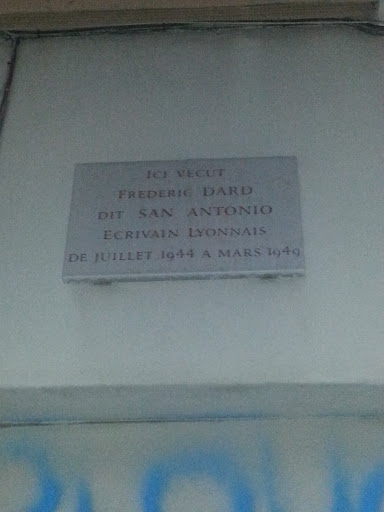 Hommage a frederic dard