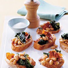 Kale, White Bean, and Prosciutto Crostini