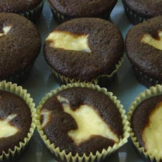 Chocolate Cream Cheese Cupcakes