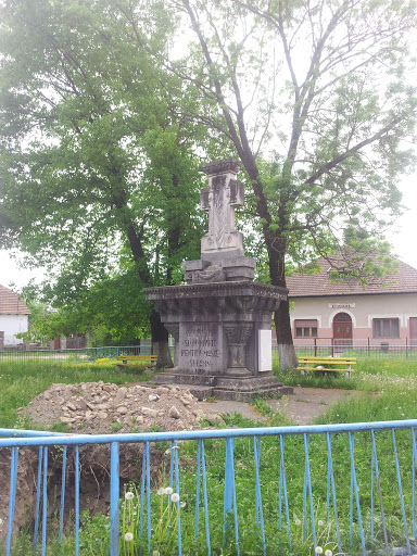 Halmagiu Heroes Monument