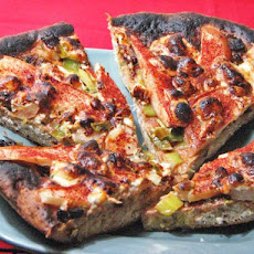 Pizza With Caramelized Leeks, Pear and Blue Cheese