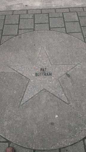 Pat Buttram