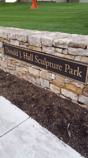 Kc Donald J. Hall Sculpture Park