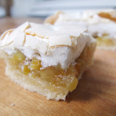 Rhubarb Meringue Dessert