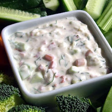 Greek Cucumber Dip ( Tzatziki )
