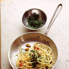 Perciatelli with Garlic, Walnuts, and Tomatoes