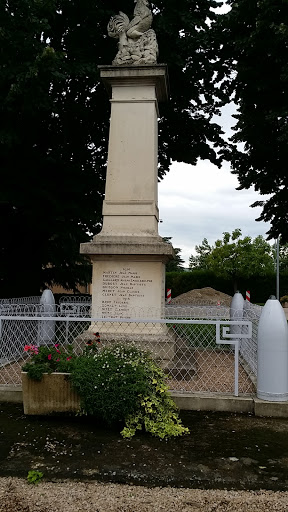 Les Chères  - monument aux morts