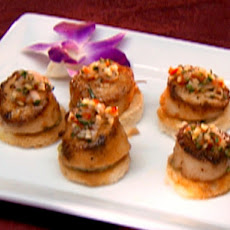 Sea Scallops with Guacamole
