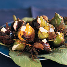 Grilled Figs with Goat Cheese and Prosciutto