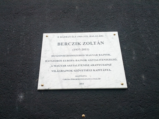Berczik Zoltán Emléktábla
