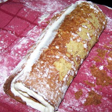 Yummy Banana  Cake Roll
