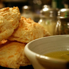 Macadamia & Burnt Butter Biscuits