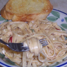 Fettuccine in Cayenne Cream Sauce