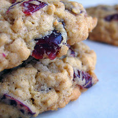 Healthy Grape-Nuts Oatmeal Cranberry Cookies