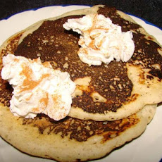 Awesome Apple and Cinnamon Pancakes