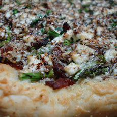 Springtime Asparagus and Ricotta Pizza