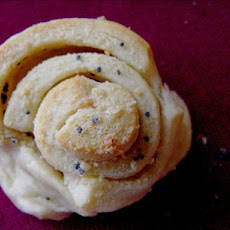 Garlic Poppy Seed Spirals