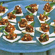 Jícama-Date Canapes