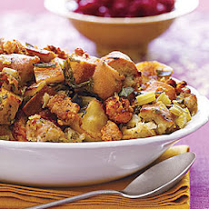 Apple and Sausage Stuffing