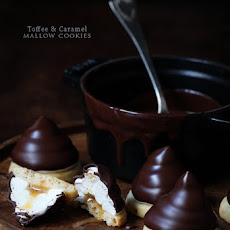 Toffee & Caramel Mallow Cookies