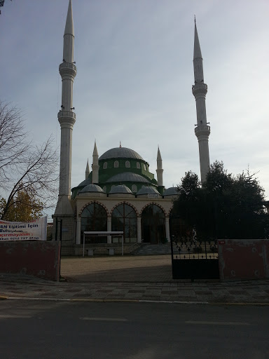 Kavaklı Camii