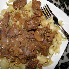 Sirloin Tips With Garlic Butter Stroganoff