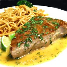 Seared Tuna with Wasabi-Butter Sauce
