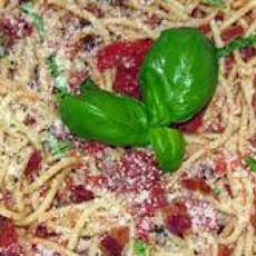 Peppered Bacon and Tomato Linguine