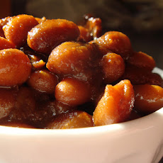 Family Pleasing Baked Beans