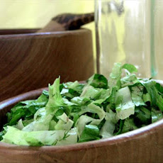 Salata Marouli (Romaine Lettuce Salad)