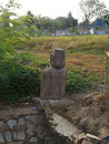 Patung Tua Simpang Kara