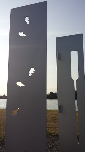Falling Leaves Paddle Sculpture