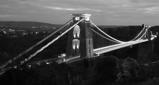 http://lh4.ggpht.com/Romain.Benvegnu/R-FhPvyku6I/AAAAAAAACEU/euQnBMd7fEA/Bridge.jpg