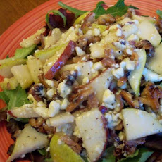 Pear Salad With and Bacon, Gorgonzola and Candied Walnuts
