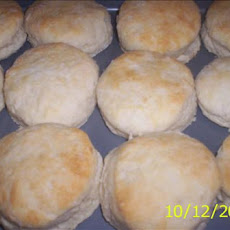 Buttermilk Biscuits and Pepper Gravy