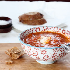 Fiery roasted tomato soup
