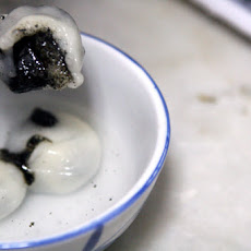 Glutinous Rice Balls with Black Sesame Filling
