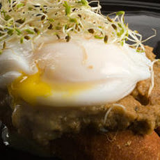 Red Lentil Pâté Bruschetta with Poached Eggs Recipe